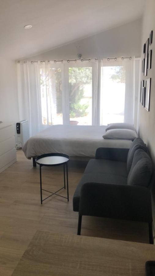 Studio Refait A Neuf Avec Jardin Aigues Mortes Zewnętrze zdjęcie